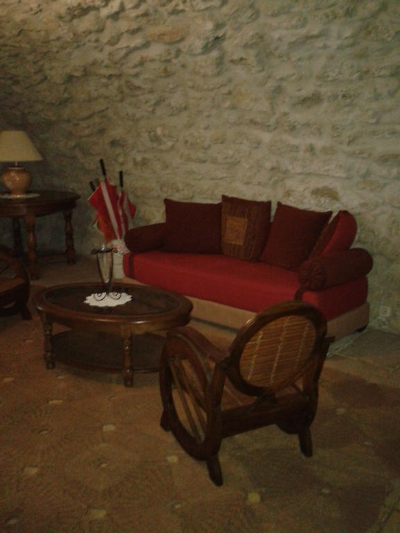 Bed and Breakfast Le Chateau Des Estubiers Sérignan-du-Comtat Exterior foto